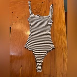 Reformation body suit lightly worn no stains